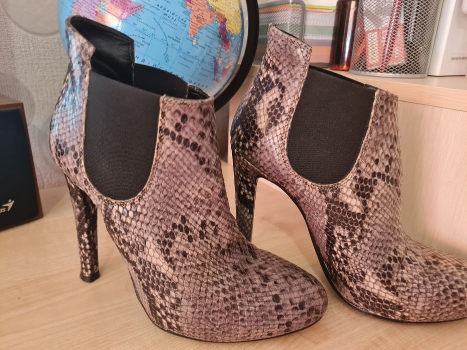 Продам шкіряні ботільони