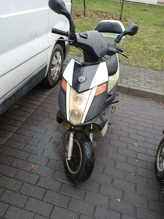 Skuter np. na zniżki/ możliwy Transport