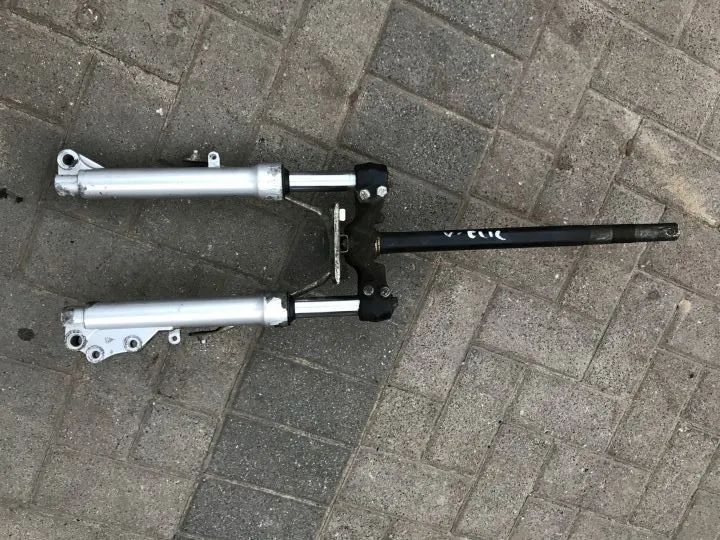 Lagi widełki Peugeot V-Click 50  Vclick