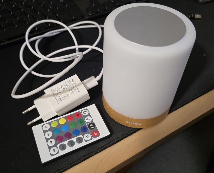 Candeeiro a bateria com comando