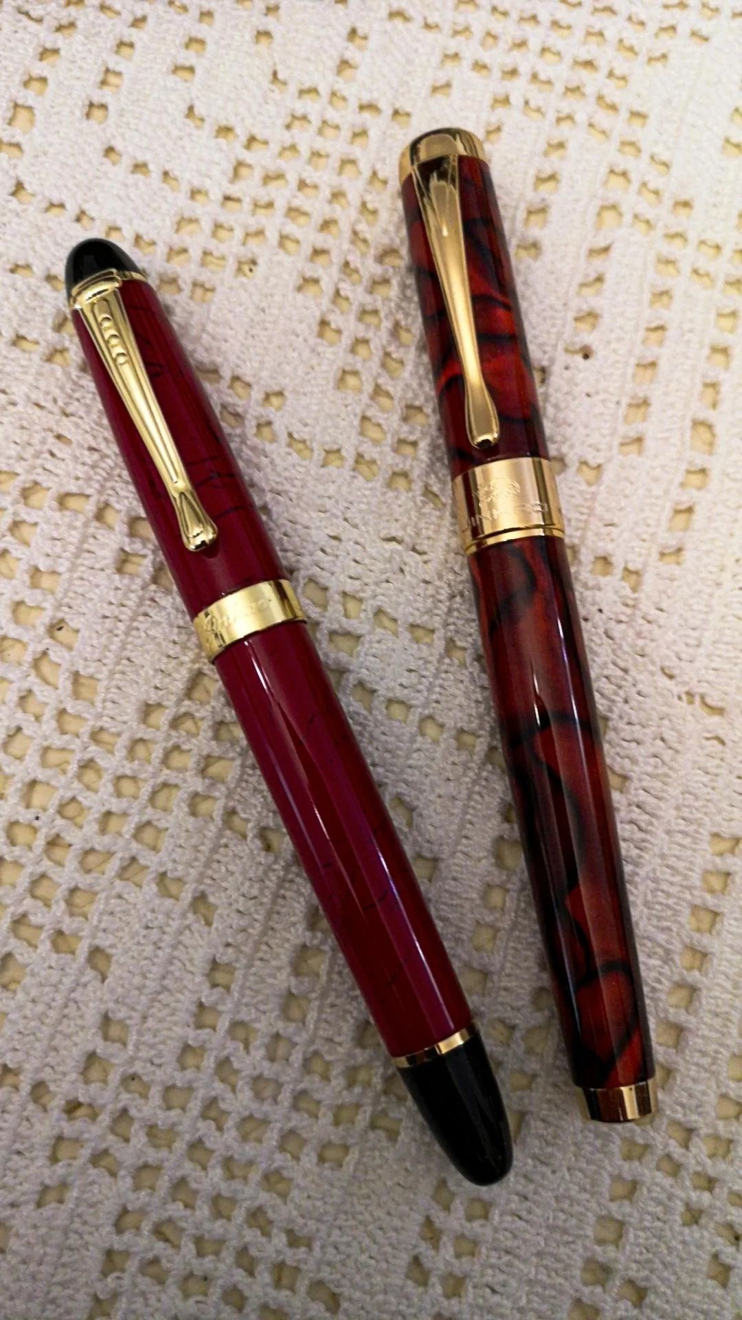 2 canetas tinta permanente fabulosas da Jinhao