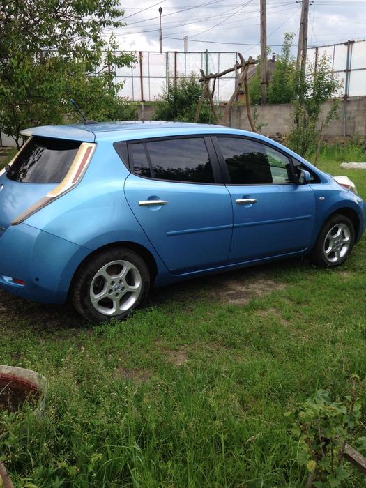 Ніссан Ліф. 100 км