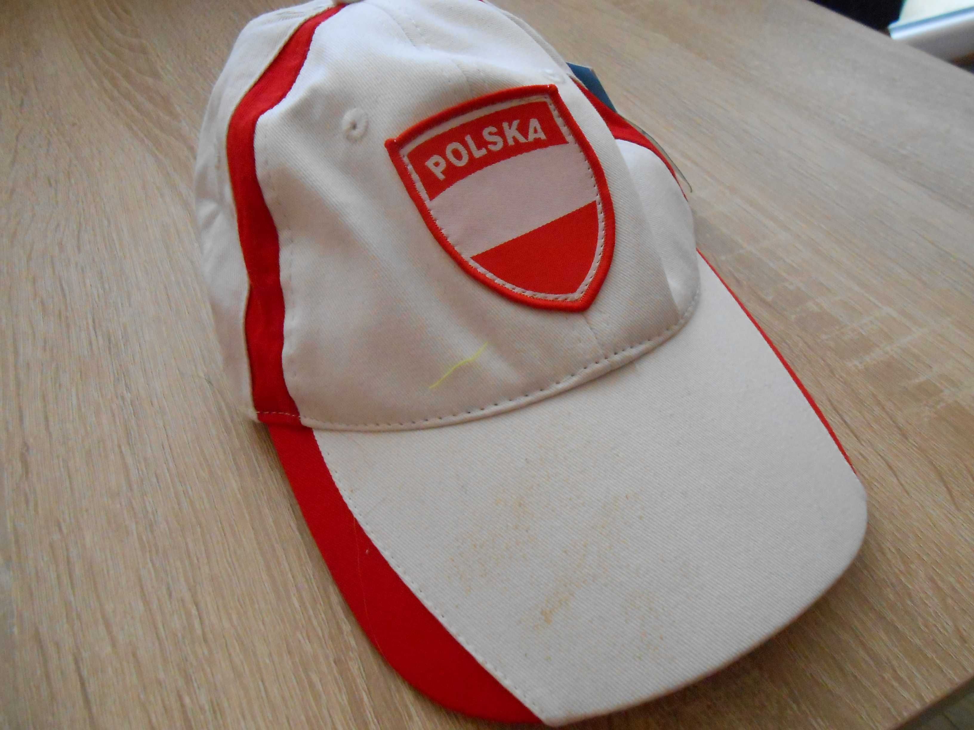 Czapka   ( dżokejka ) - z napisem POLSKA