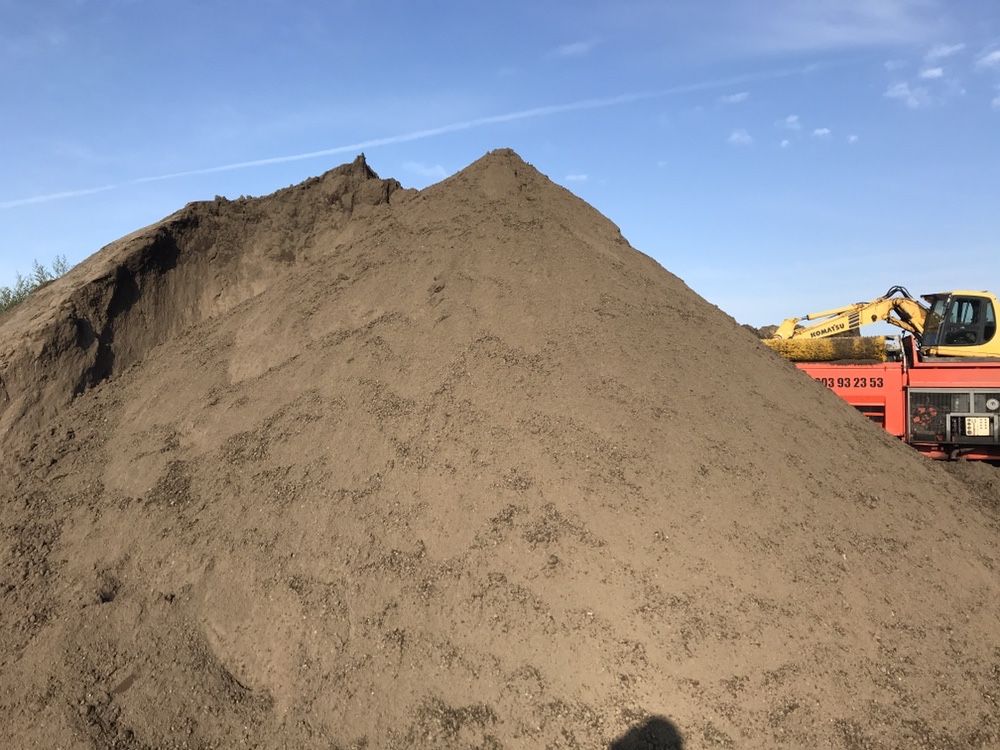 Sprzedam czarnoziem ogrod trawnik wykop transport piasek