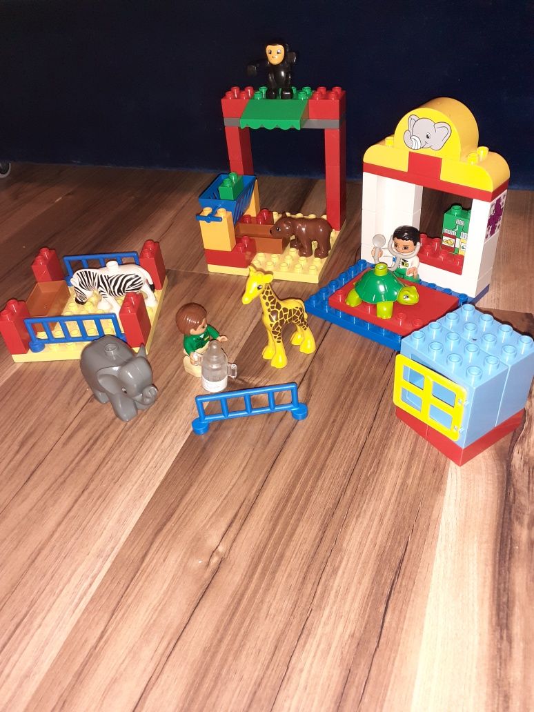 Lego Duplo szpital dla zwierząt 6158 GRATIS słonik