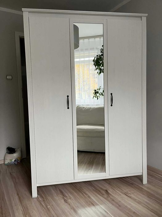 szafa biała 3-drzwiowa z lustrem