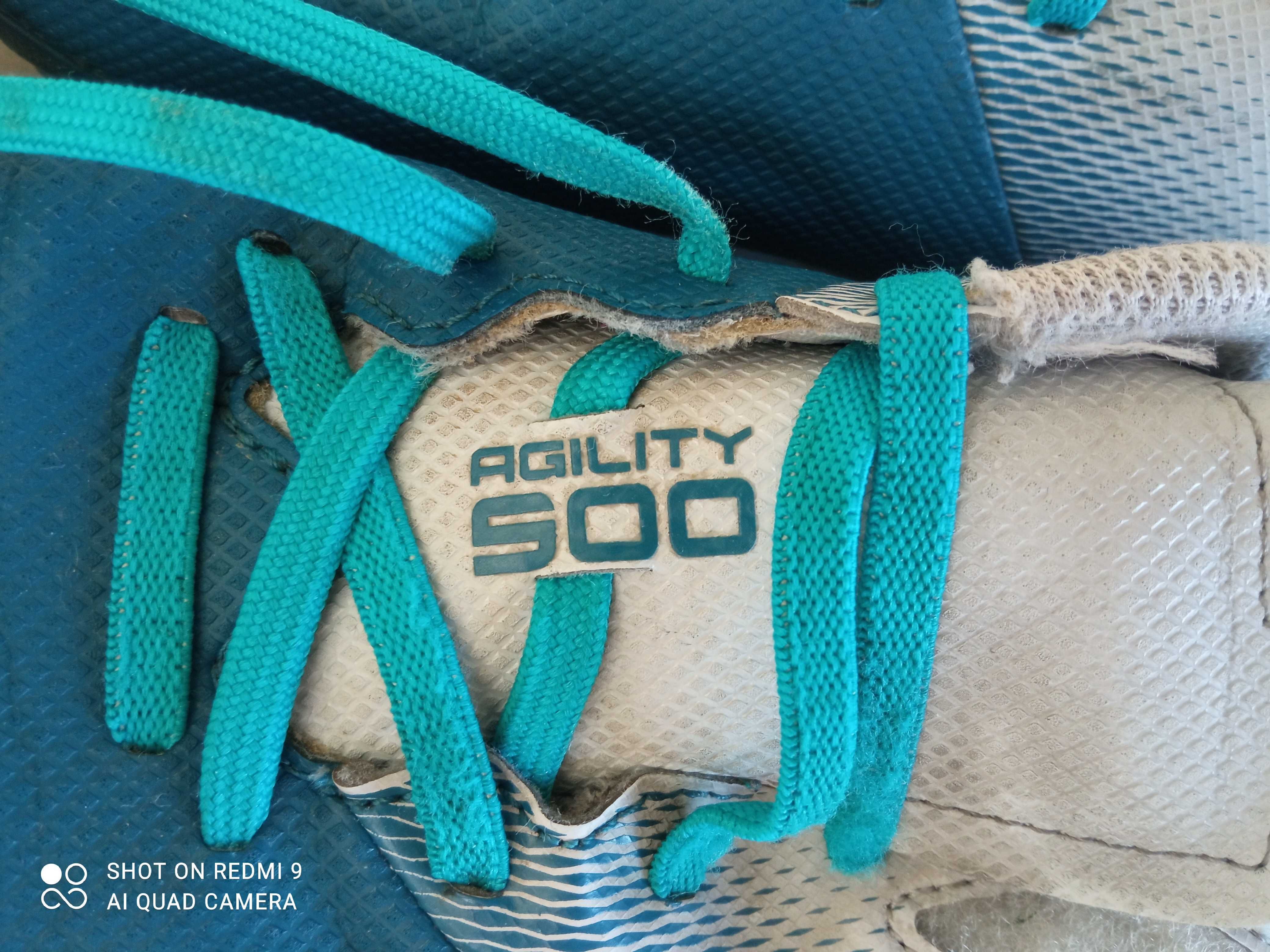 Buty piłkarskie korki Agility 500 Decathlon 35