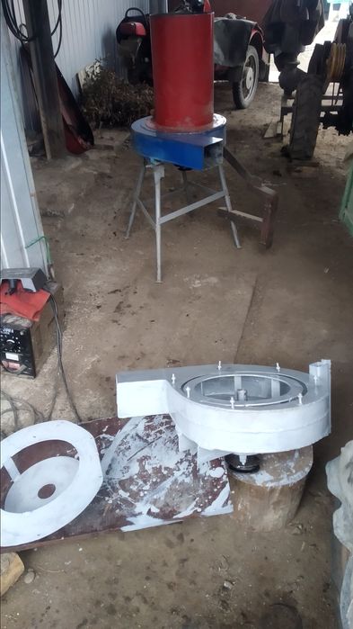 Продам сінорізку