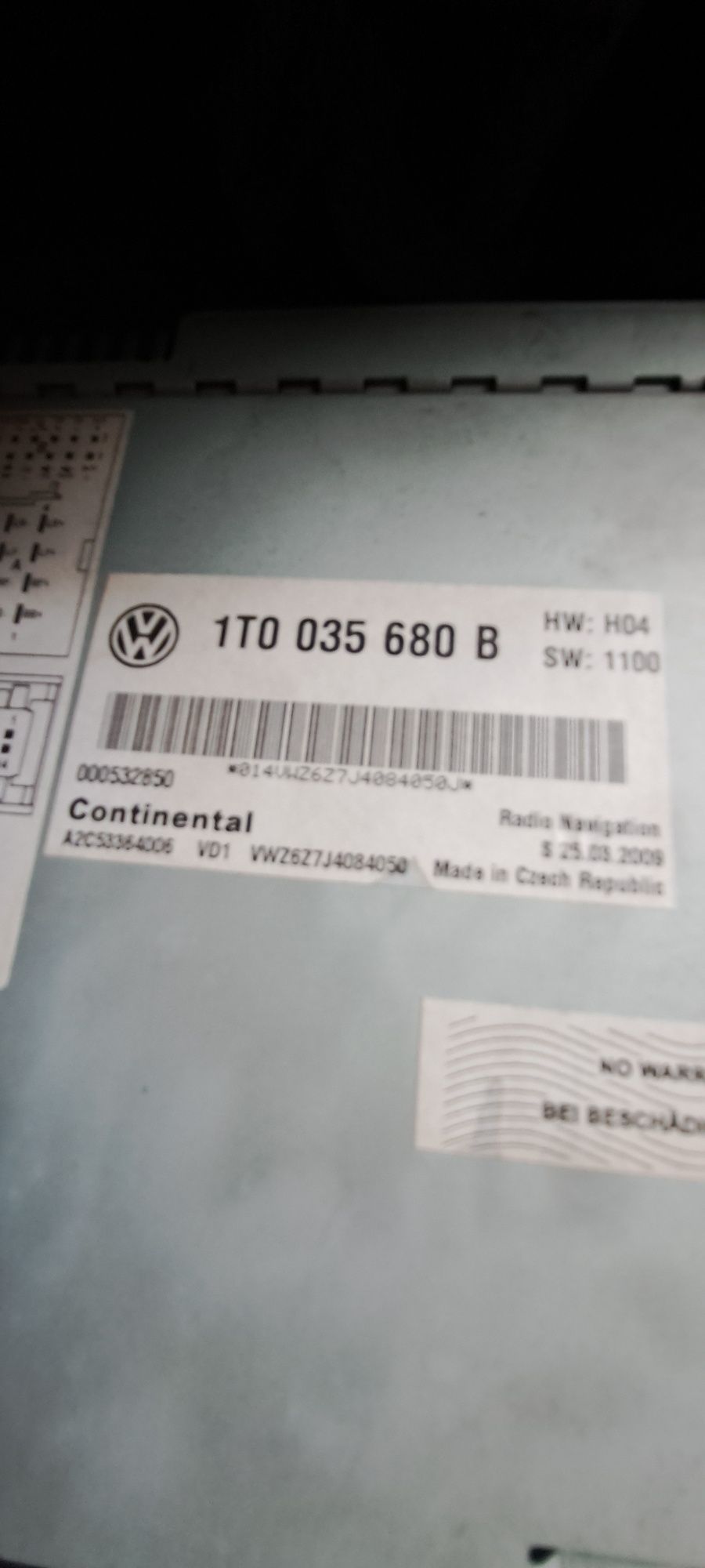 RADIO SAMOCHODOWE VW pasat b6 uszkodzone