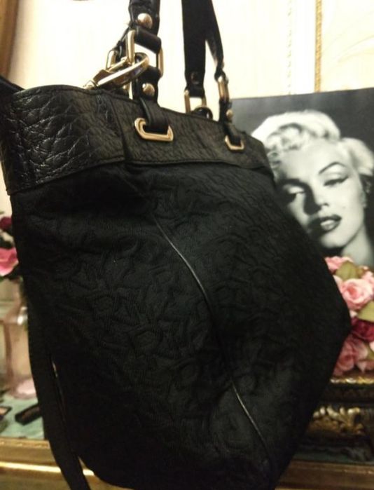 Шикарная  брендовая сумка DKNY