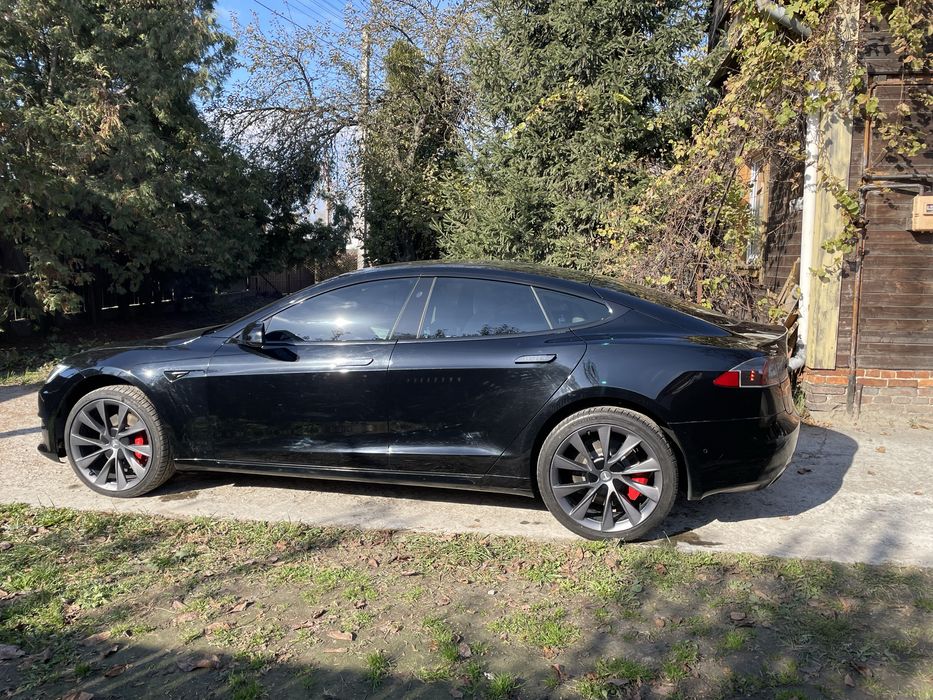Tesla Model S 2020 Long Range Plus