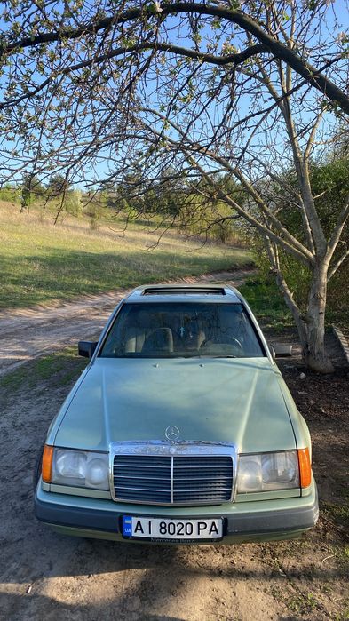 СРОЧНО!!! Продам мерседес w124