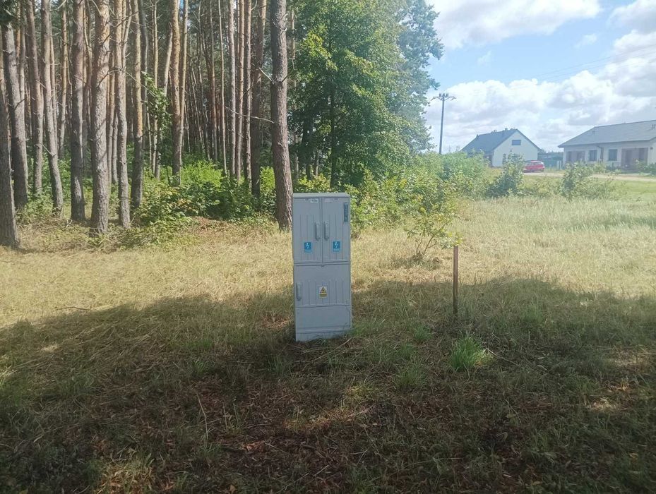 Działka budowlana uzbrojona z własnym lasem 2000 m2 Rościnno