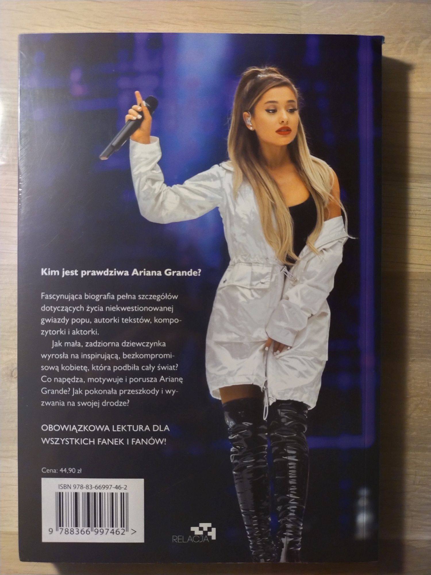 Książka Ariana Grande