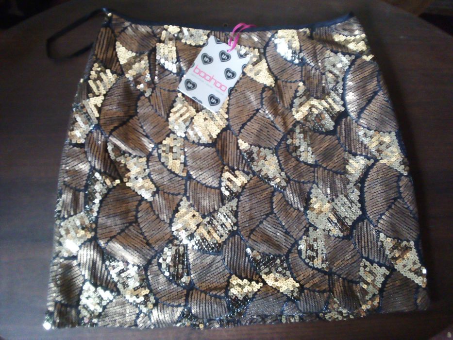 Продам или обмен  юбка-шорты, юбки новые, гольфик