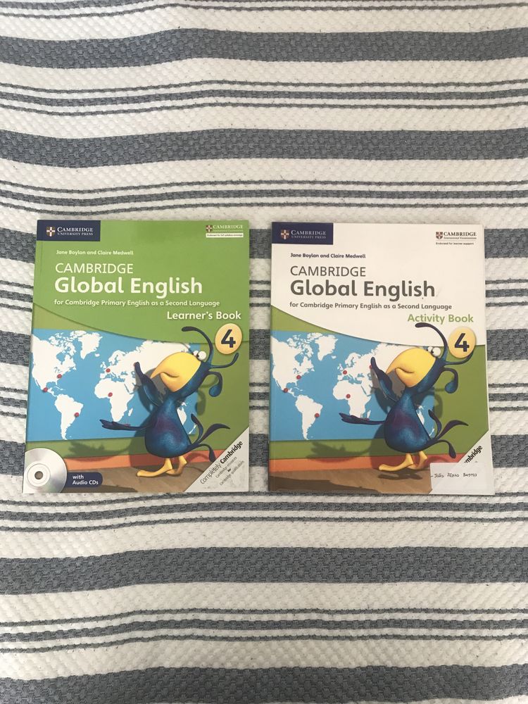 Livros de Inglês Cambridge 4 ano