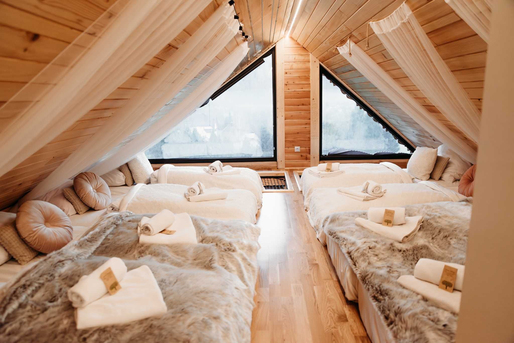 Champagne House *Jacuzzi*Sauna*Bilard*Kino*Masaże&SPA* dla 2-10os.