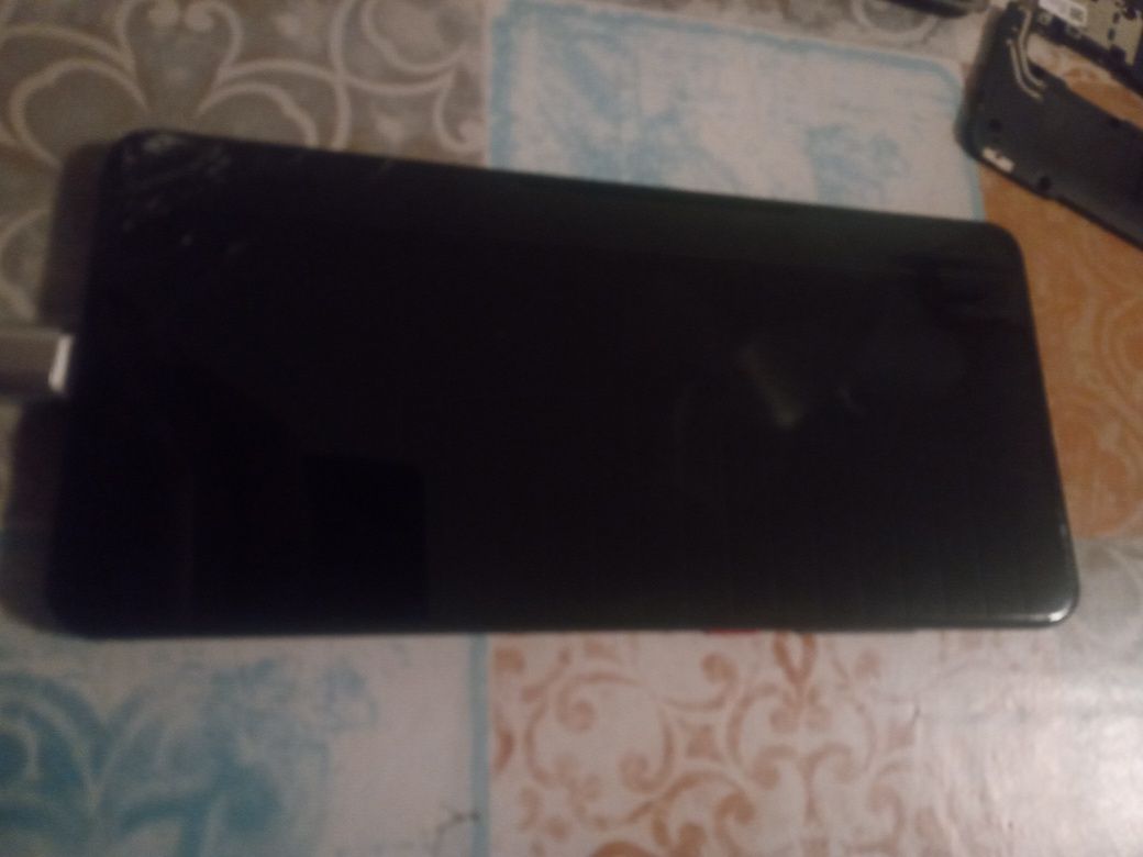 Telefon mi t9 9t uszkodzony cześći