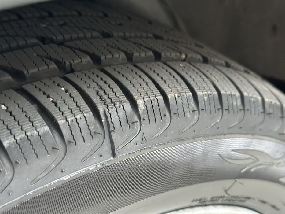 Продам Nissan Juke 2012 год Автомат