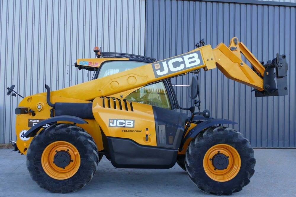 ładowarka teleskopowa jcb 531 70 agri plus