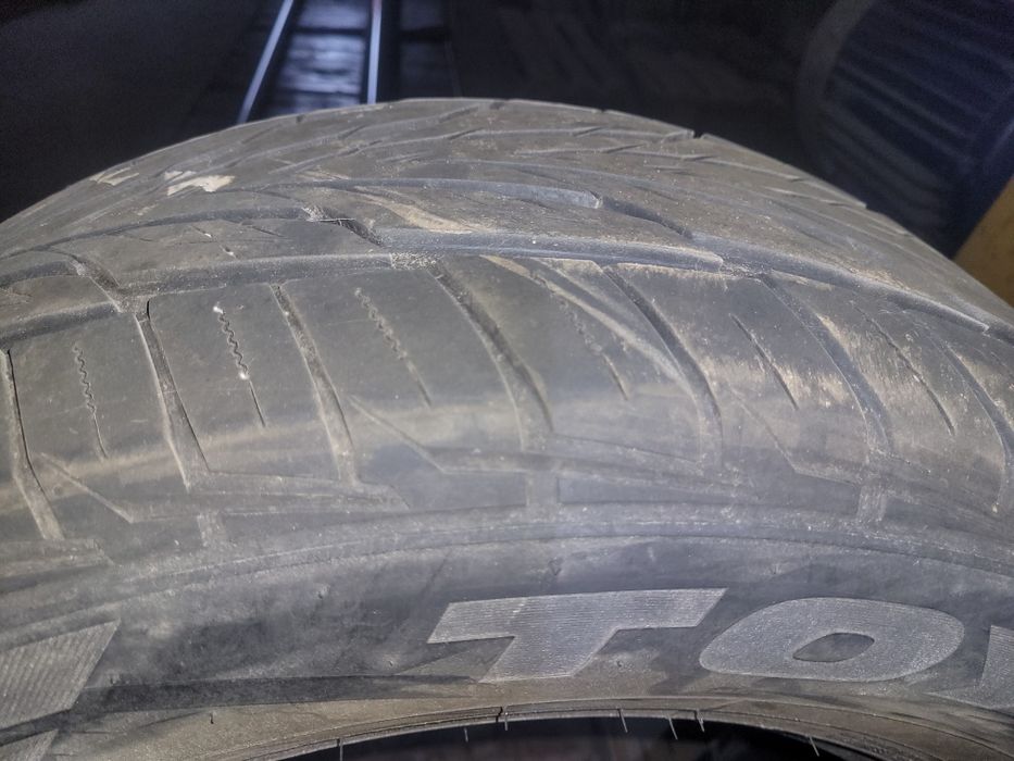 Продам б/у резину TOYO  265/65 R17  4-шт