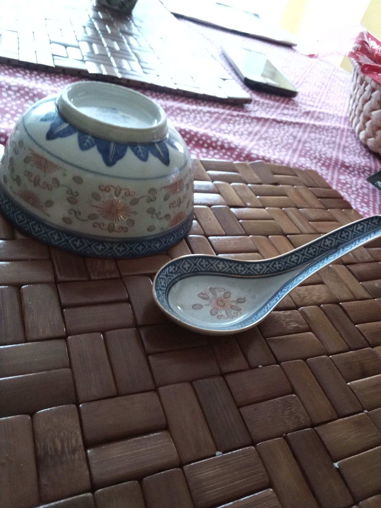 chińska miseczka PRL ,porcelana ryżowa smok