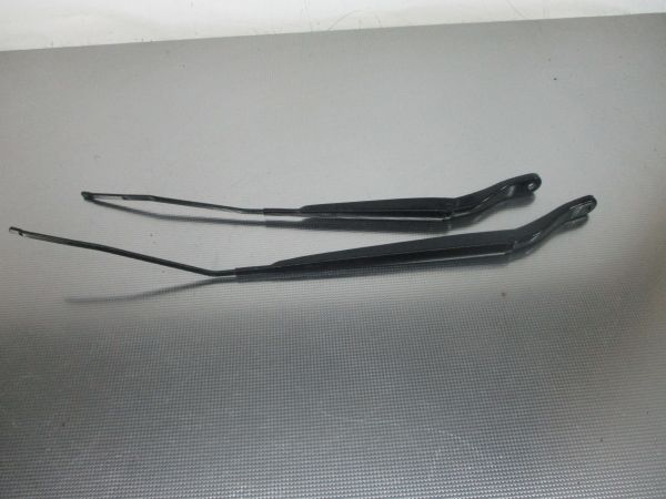 Haste / braço de escova limpa vidros frente direita RENAULT Megane III