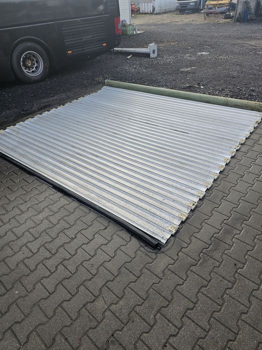 elektryczna brama rolowana aluminiowa roleta przemyslowa 360x320cm