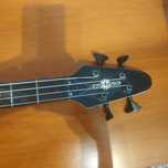 Baixo 4 cordas para venda