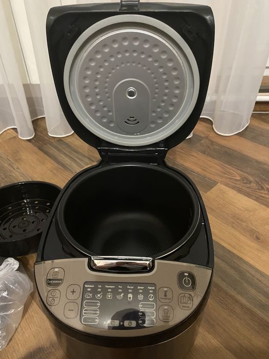 Мультиварка Tefal Essential Multicooker