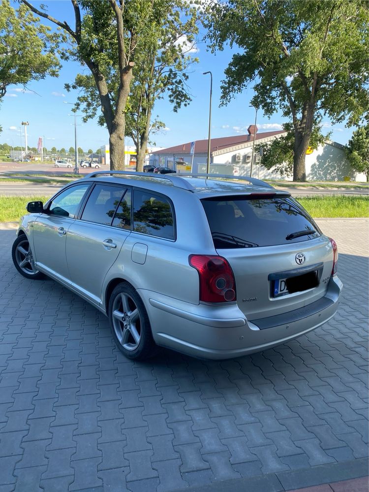 Toyota Avensis 2007r D-4D 2.2 Alu 17”*Klima*Hak*Tempomat*Grzane fotele