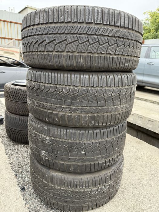 Разноширокие шины комплект 245/40 R20 99V XL 275/35 R20 102V