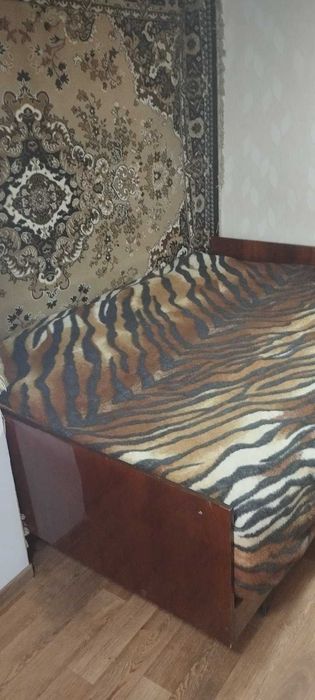 Сдам Времянку на Верхней Хортице (ост.маг."Десятка") Для женщины!