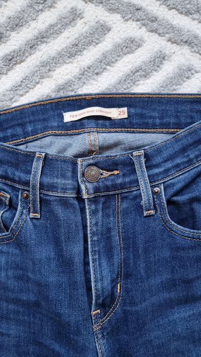 Jeans Levis High Rise Straight