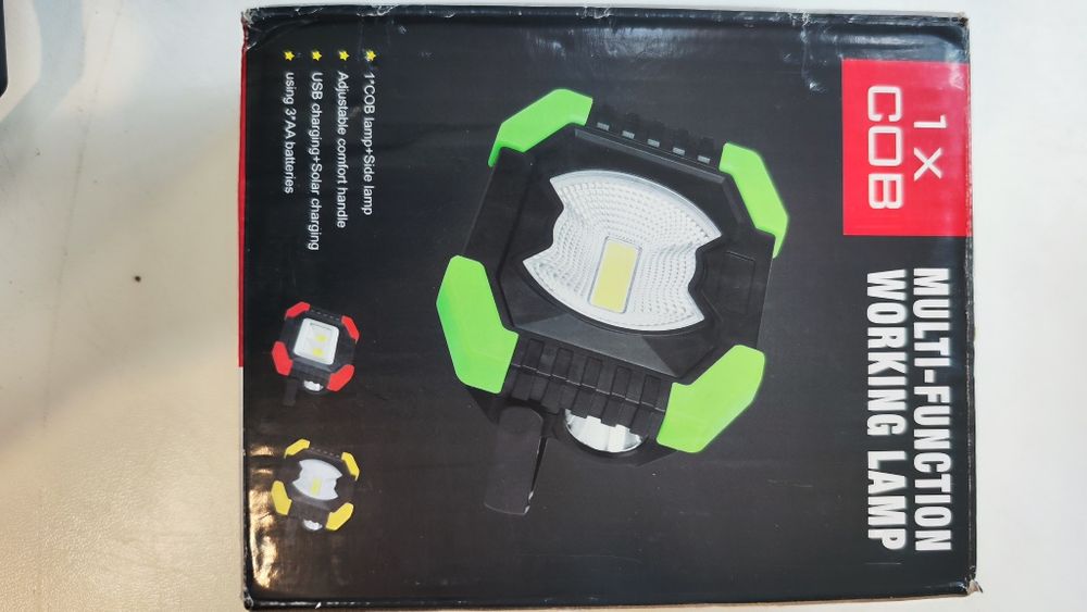 Прожектор акумуляторний на сонячній панелі. Можна заряджати телефон