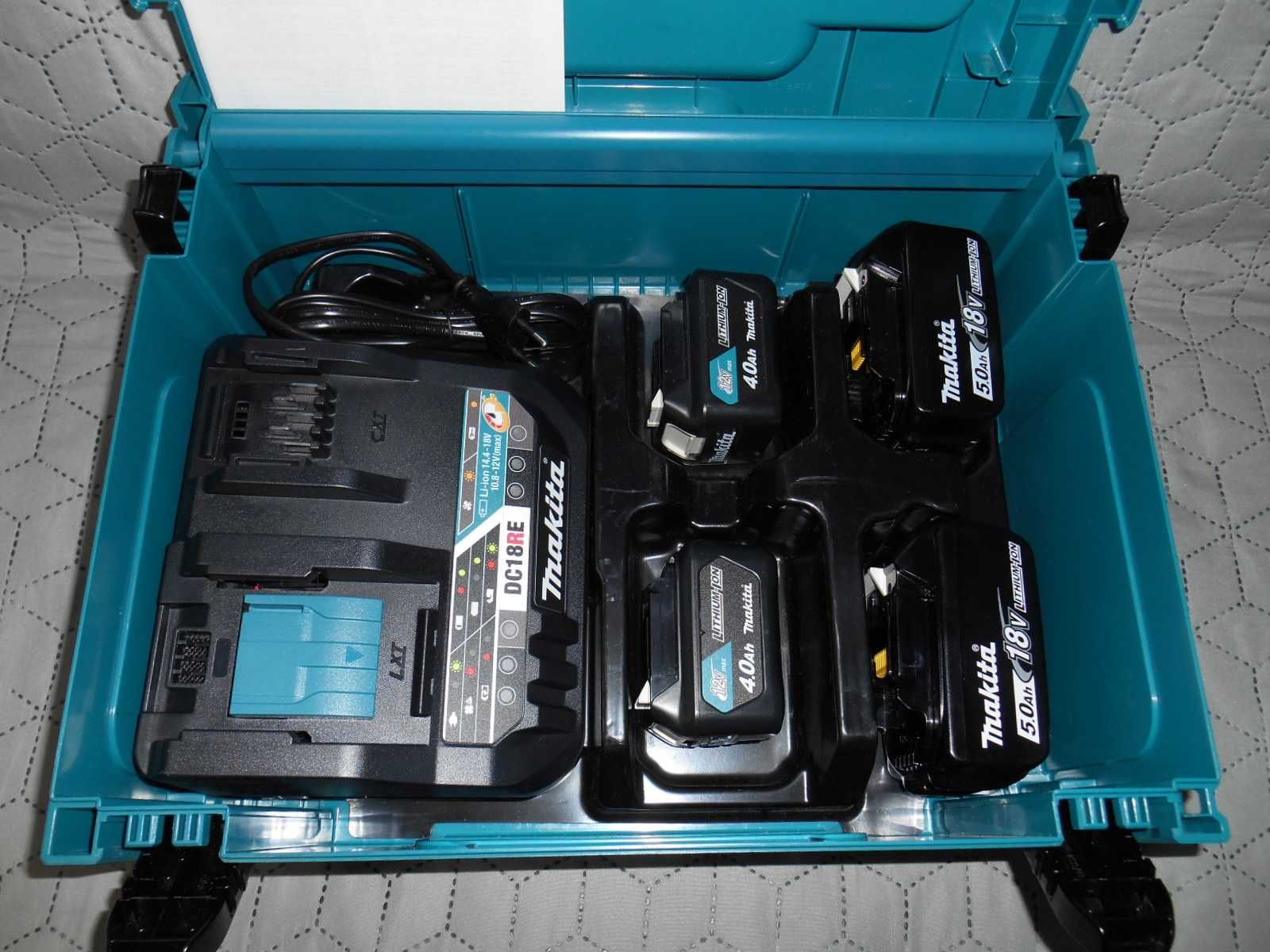 MAKITA Extra Moc - zestaw zasilajacy 18 volt i 12 volt w jednym