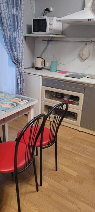 ЦЕНТР ,СДАЁТСЯ ПОСУТОЧНО от хозяина , прекрасная локация!