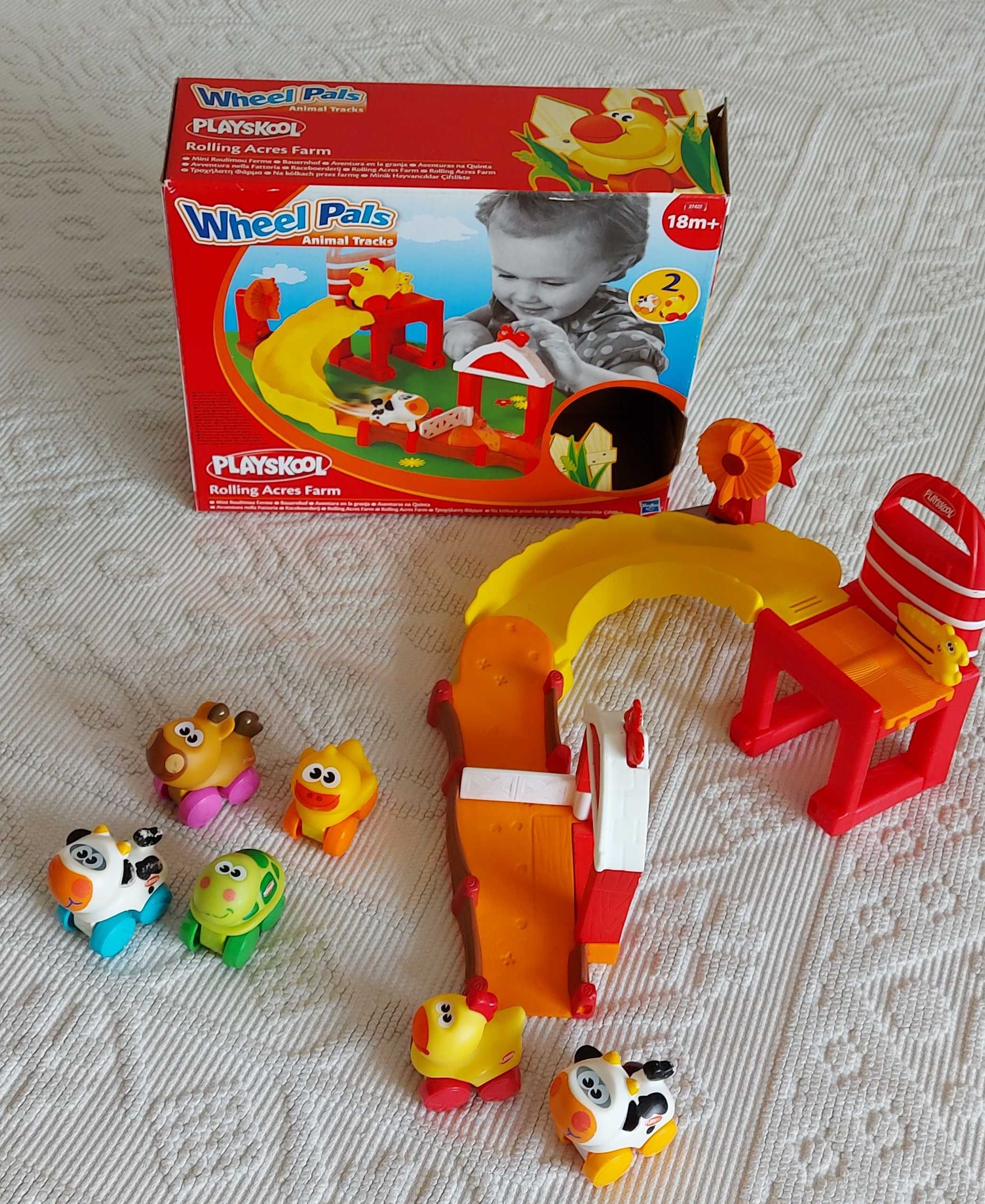 Zestaw Playskool na kółkach przez farmę 18m-cy