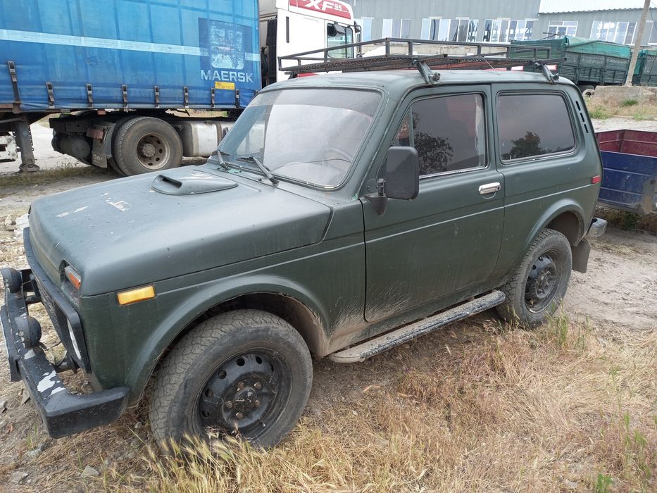 Продам машынку для любитилей бездорожья