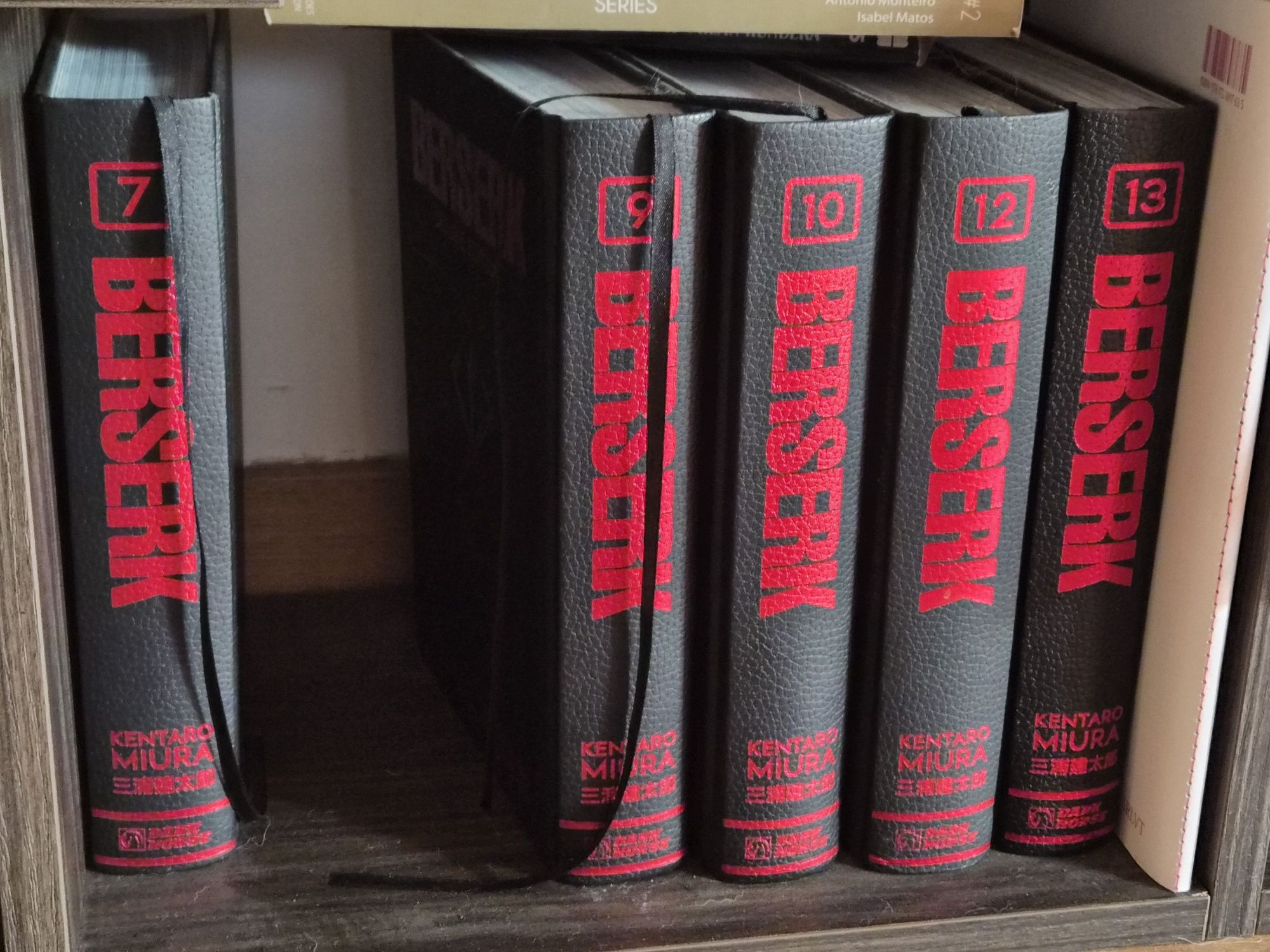 Berserk deluxe 1-13