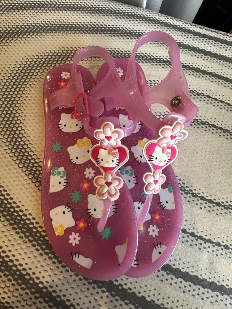 Продам детские мыльницы (шлепки) Hello Kitty