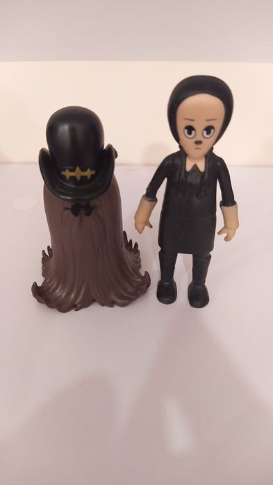 Персонажі з "Сімейки Адамсів