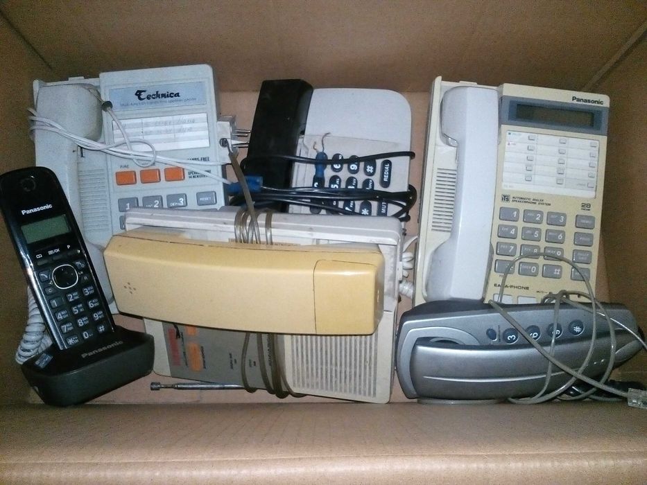 продам стационарные телефоны 6 штук