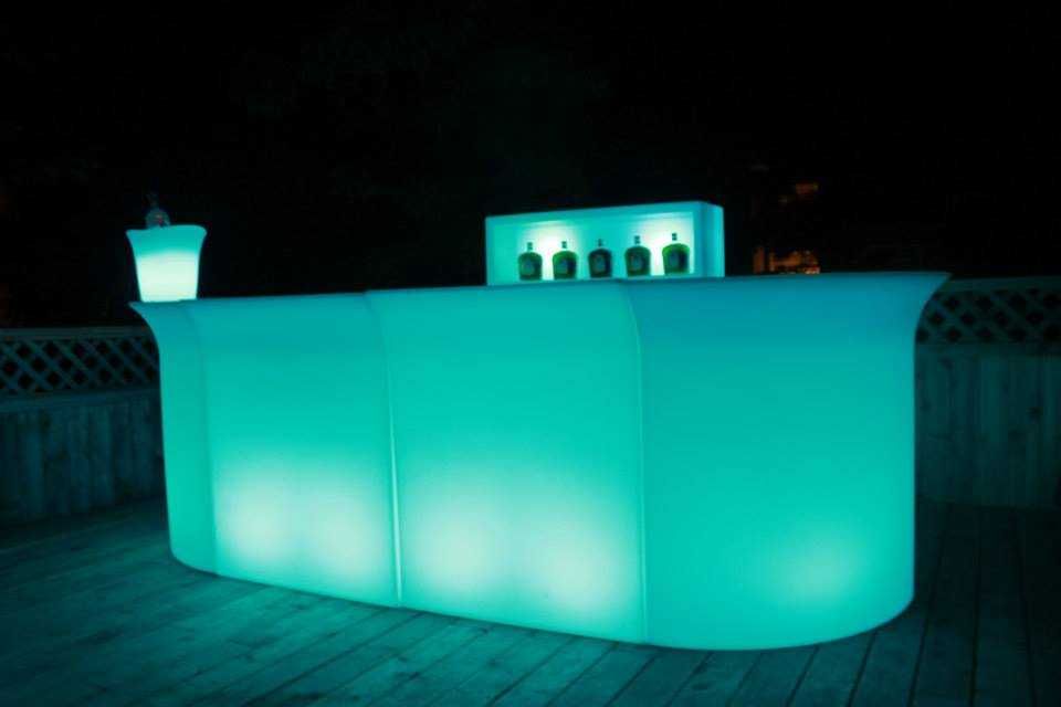 Bares em plastico com luz