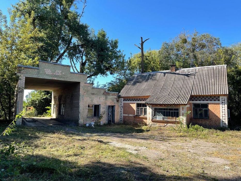 Продаються нежитлові приміщення! Промислова зона! Над дорогою! Млинів!