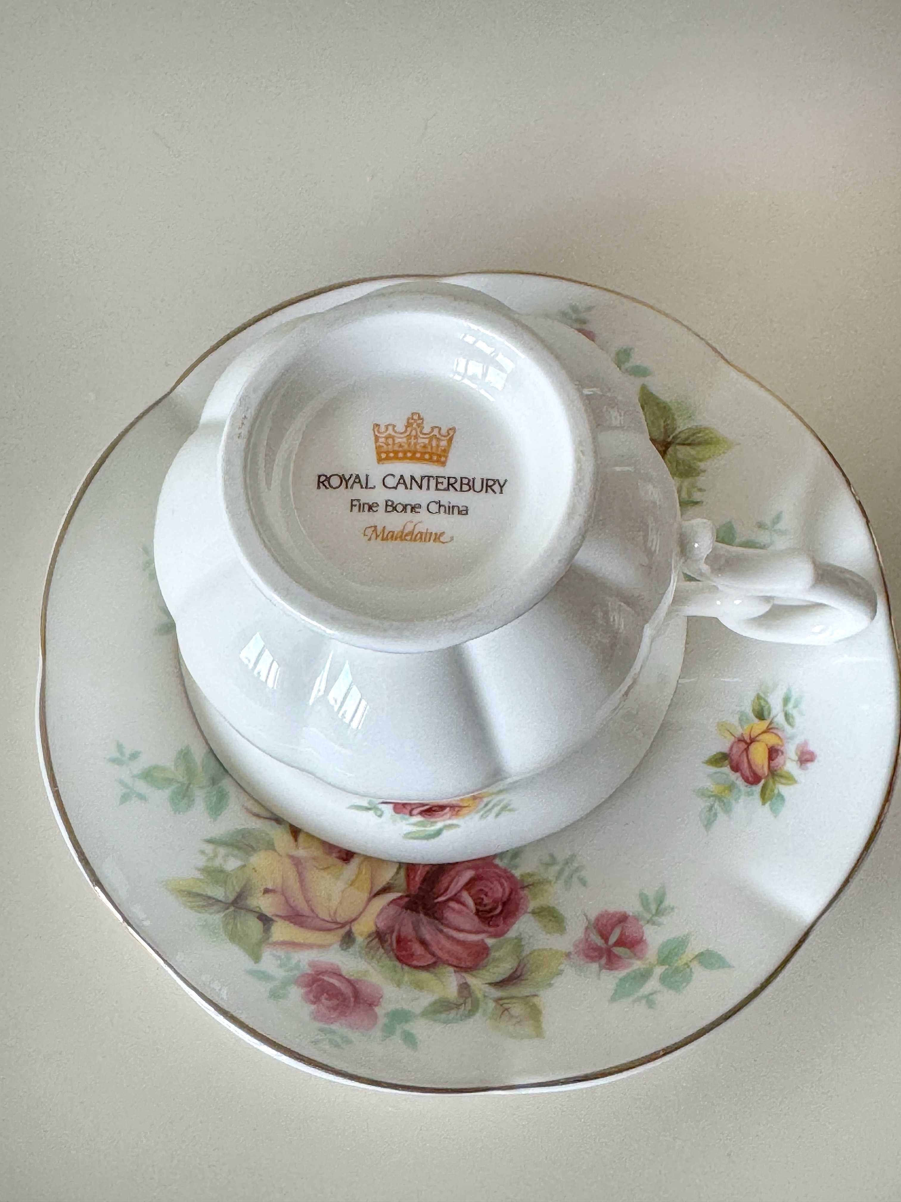 Filiżanka z talerzykiem Royal Canterbury Fine Bone China Madelaine