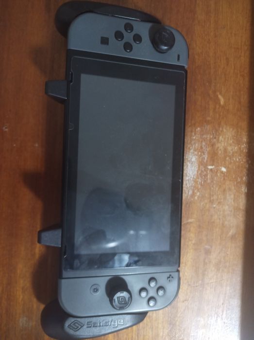 Grip para Switch Satisfye Pro