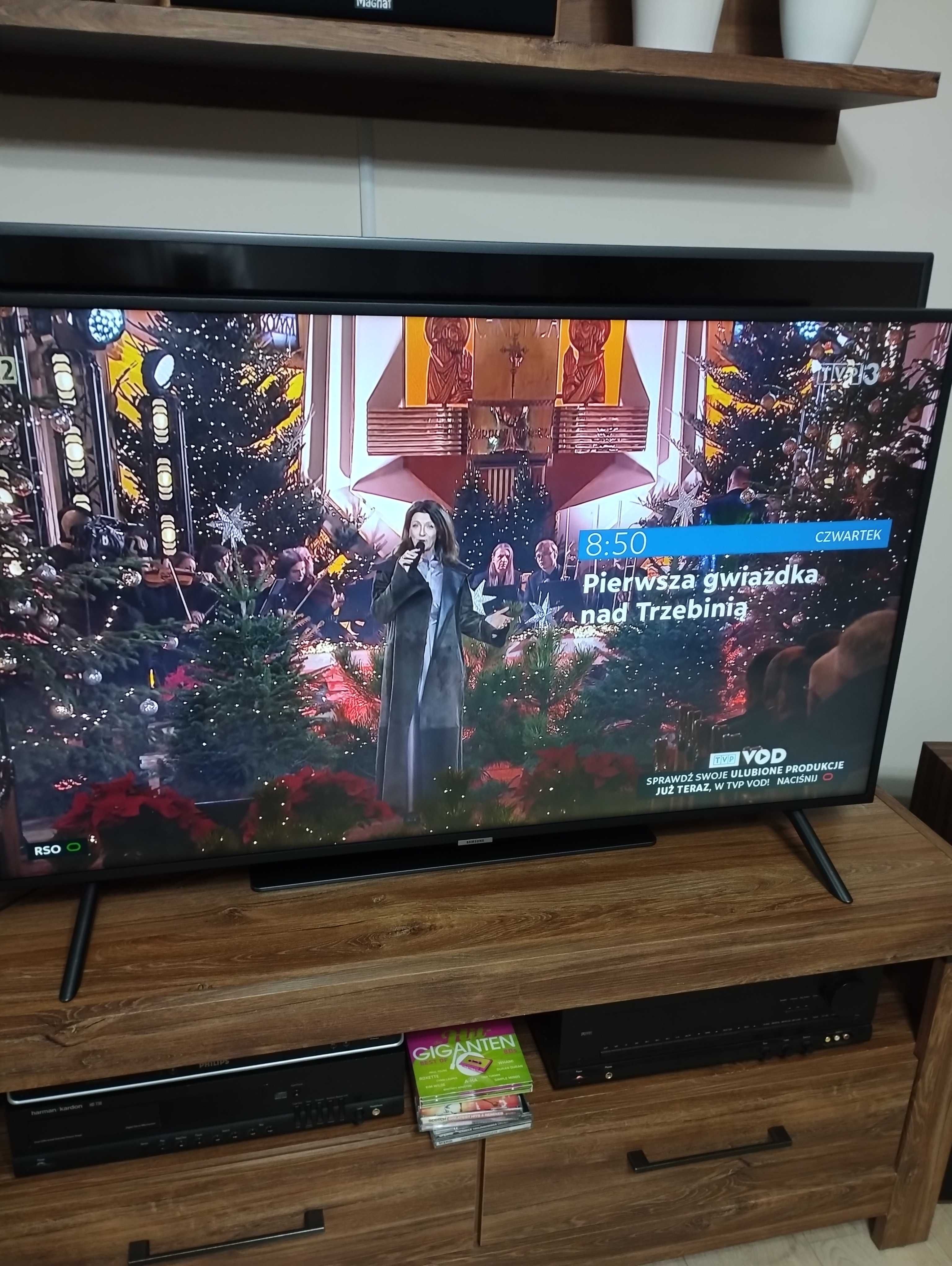 Telewizor Samsung 49 cali UE49NU(MU).. Smart