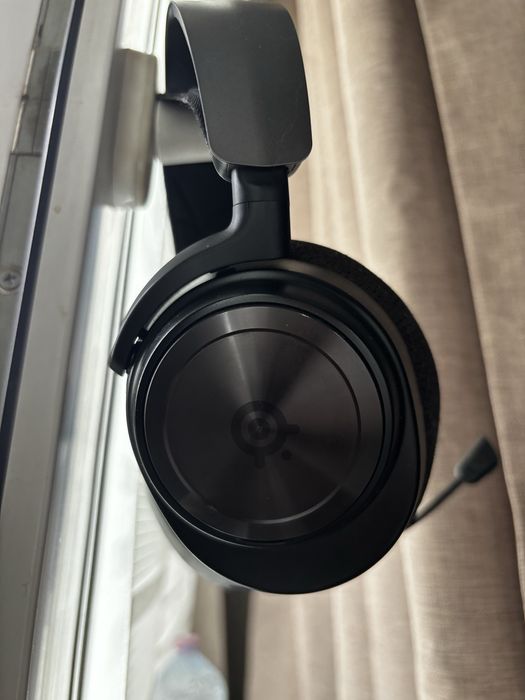 SteelSeries Arctis Nova Pro - Stan Idealny!