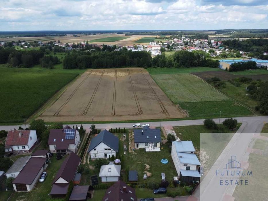 Dom z antresolą w stanie surowym Trzianne
